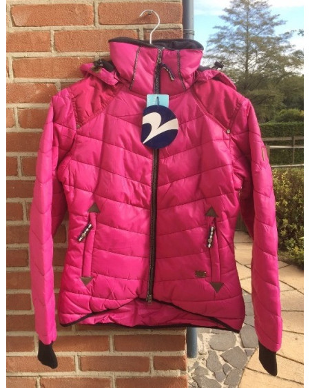 Busse jack Chipawaa, Cool Pink