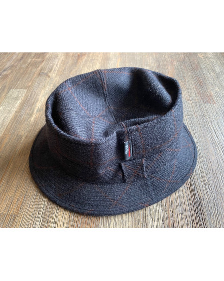 Horka sportieve hoed 82094, Blauw/roest geruit