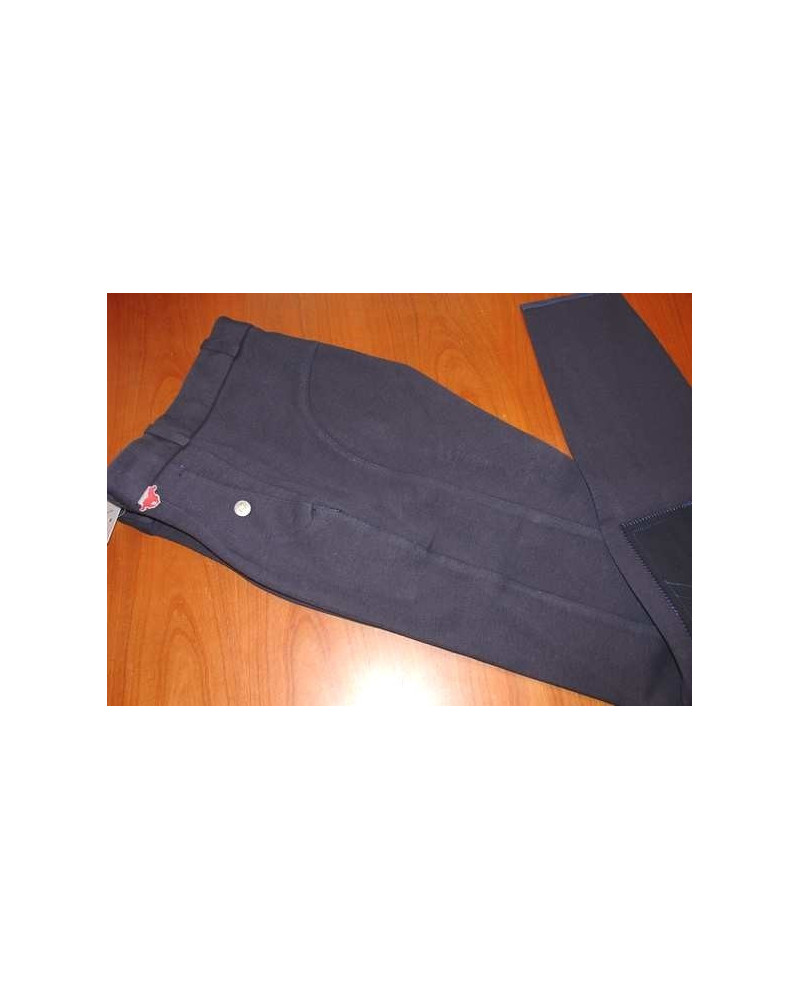 Red Horse Nicole, bandplooi, steekzak, zitnaad