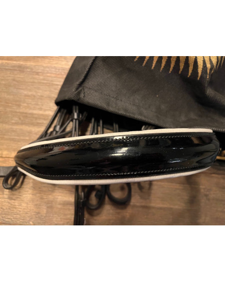 Kavalkade Stang- en Trenshoofdstel Antonia, Zwart/witte lak neusriem, Zwart