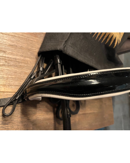 Kavalkade Stang- en Trenshoofdstel Antonia, Zwart/witte lak neusriem, Zwart