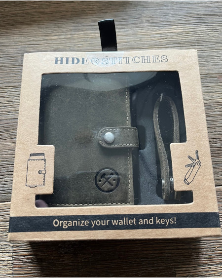 Hide & Stitches Giftset Hide & Stitches Idaho safety wallet & sleutelhanger 20208, Olijfgroen